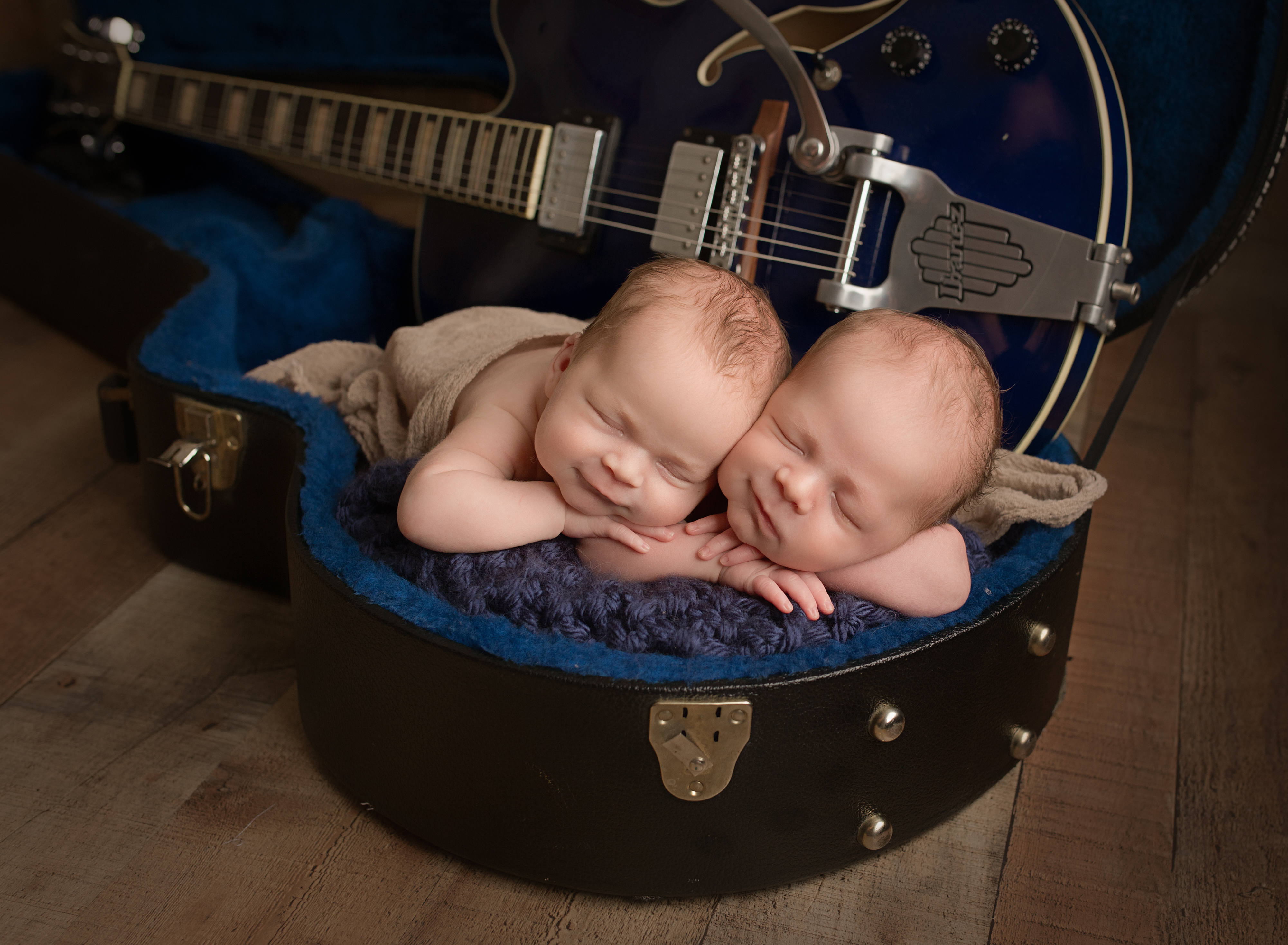 newborn twins, LVR Portraits